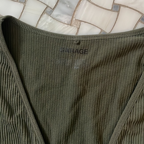 Garage ribbed deep v neck.  Size lg.  but is fitted. - Picture 4 of 5